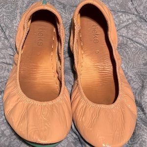 Tieks blush patent size 9